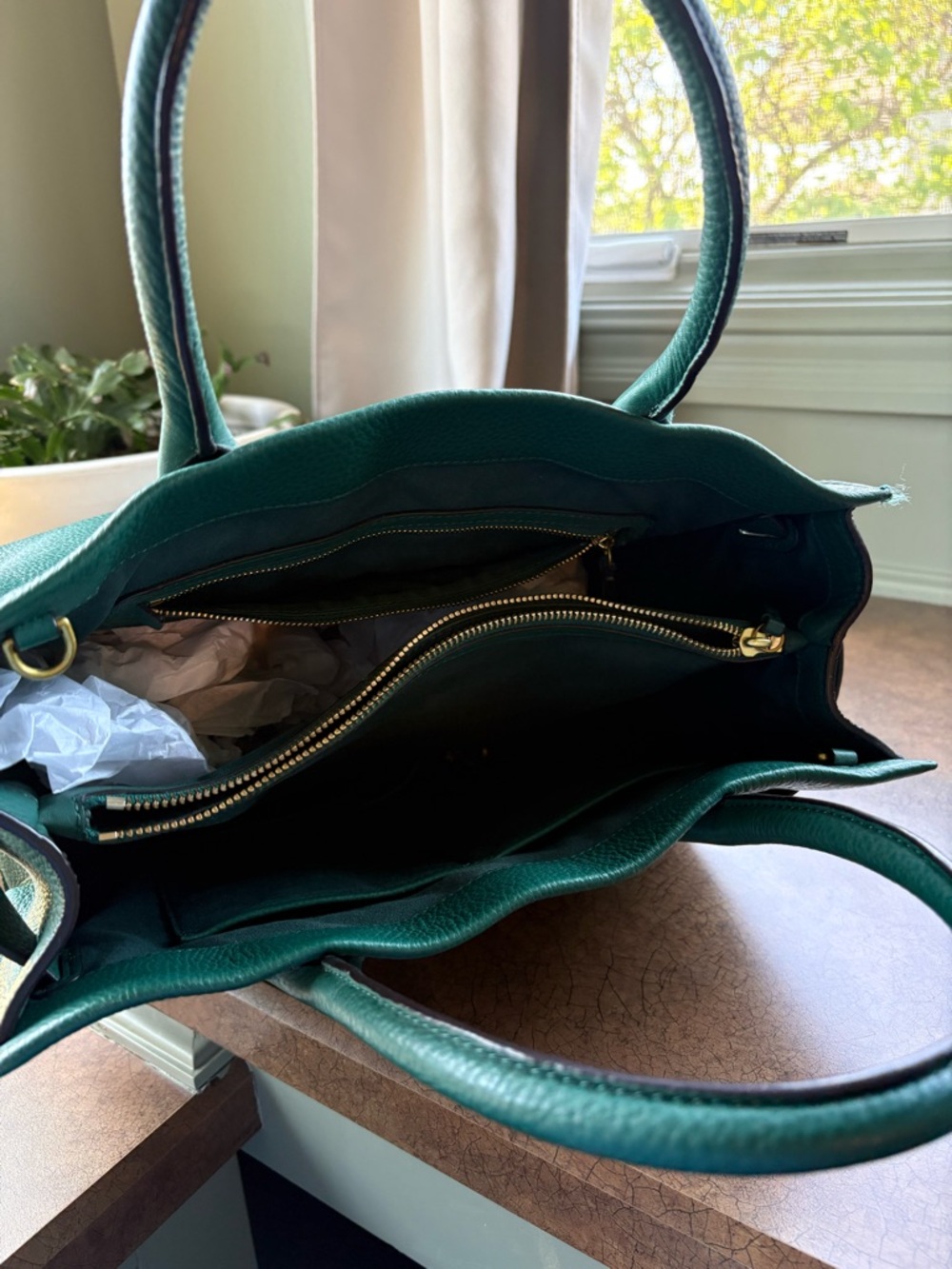 Tory Burch Emerald Green Pebbled Leather Satchel with Gold Hardware - Picture 4 of 10